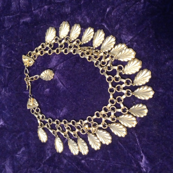 0-11 vintage gold toned leaf choker necklace - Picture 1 of 3
